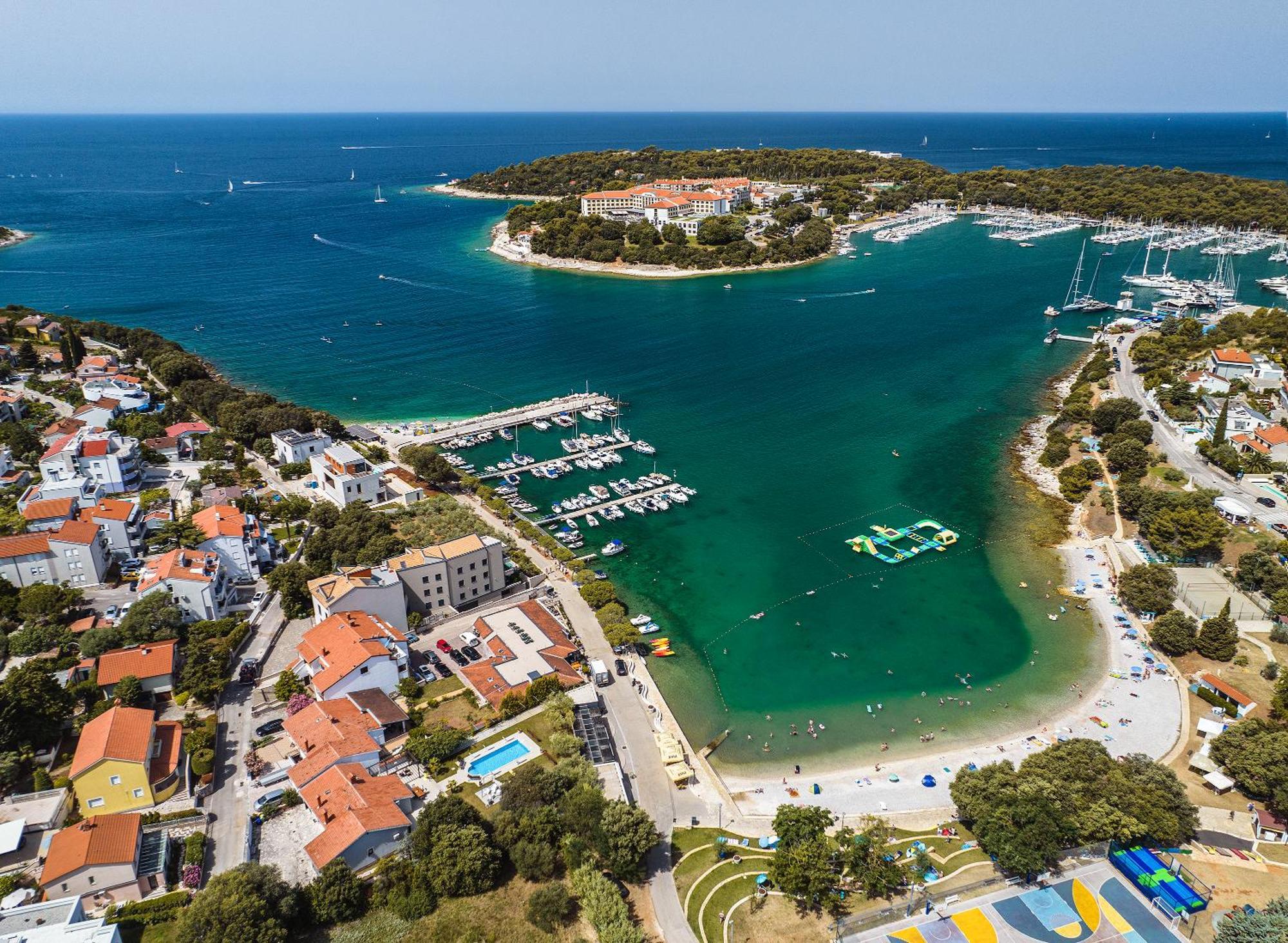 Zanetti 2 * Pula