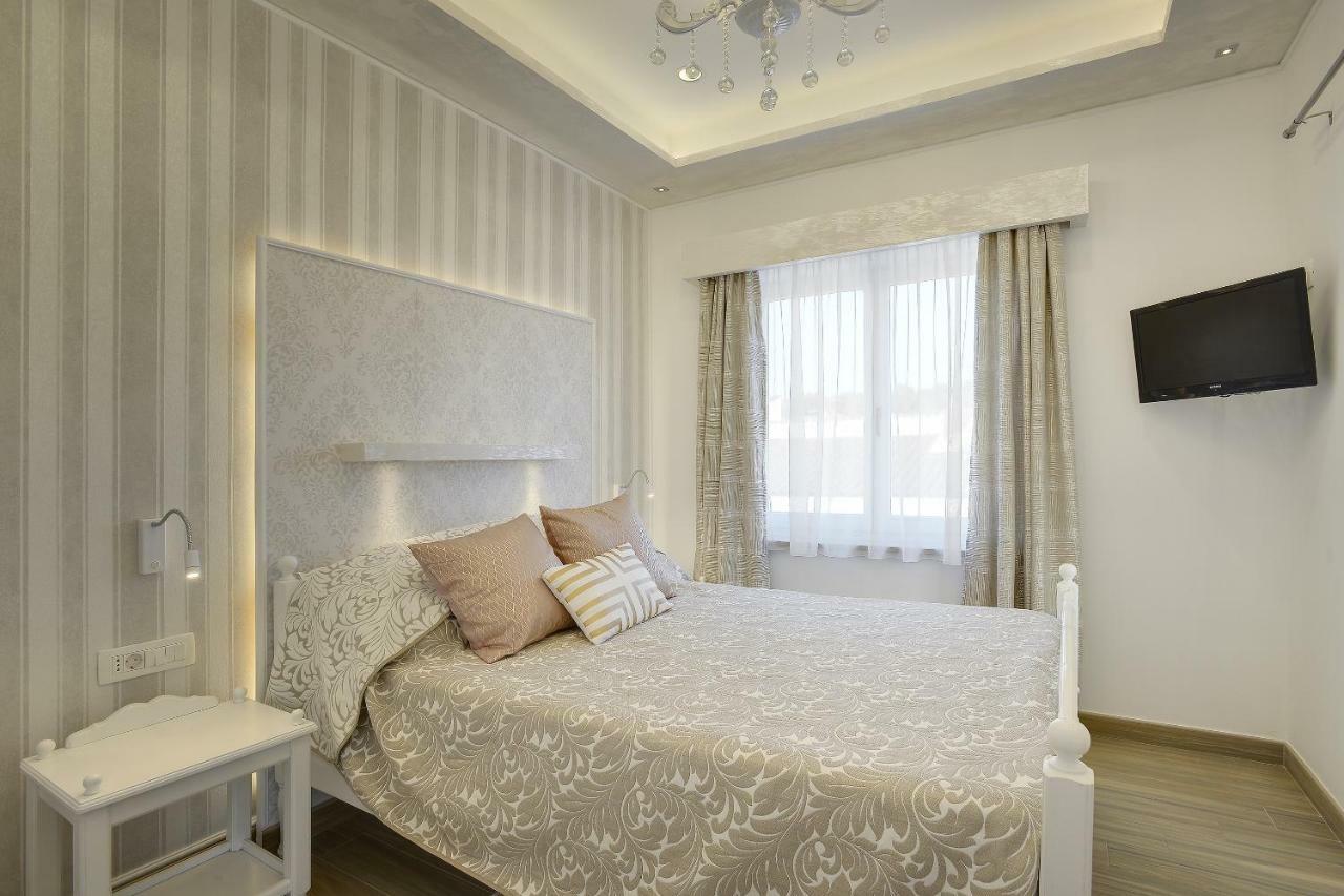 Apartment Zanetti 2 *